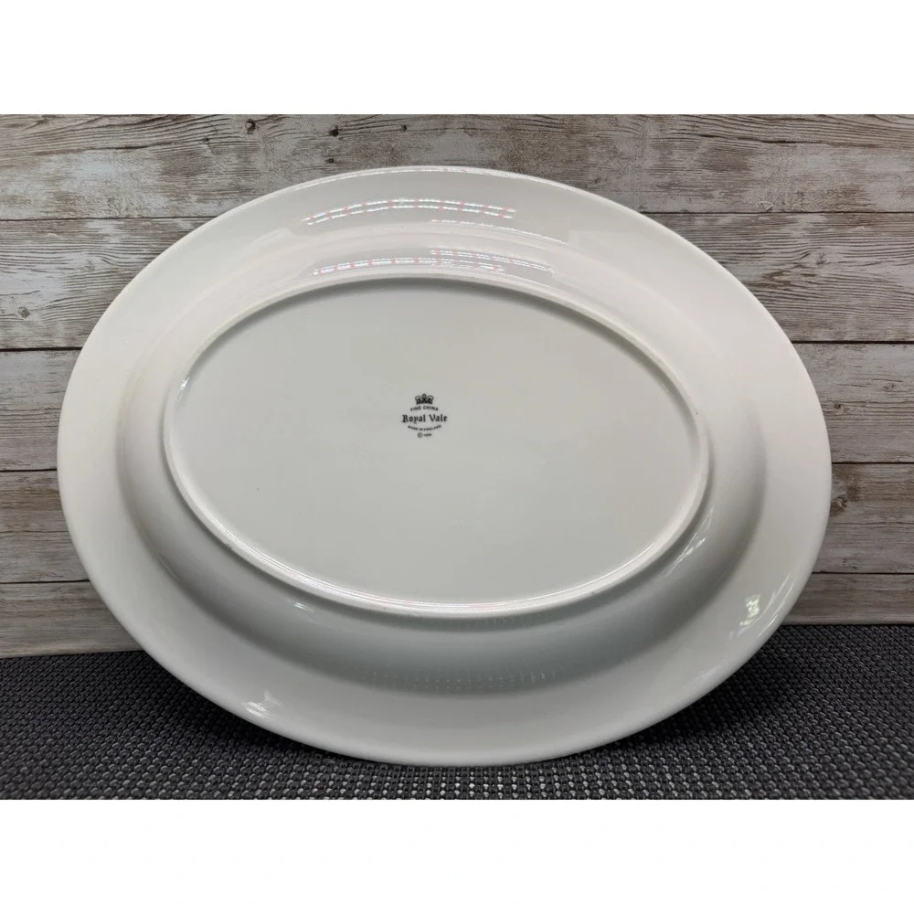 Royal Vale Les Richesses de la Mer Seafood Decorative Plate England - Shellfish